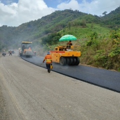 Trải thảm nhựa 001