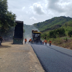 Trải thảm nhựa 001